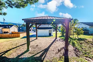 444 Branch St, Strasburg, VA 22657 - Photo 8