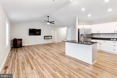 420 Roland, Woodstock, VA 22664 - Photo 12