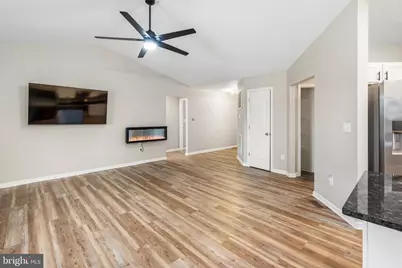 420 Roland, Woodstock, VA 22664 - Photo 2