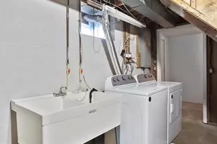 412 Massanutten Heights, Woodstock, VA 22664 - Photo 18