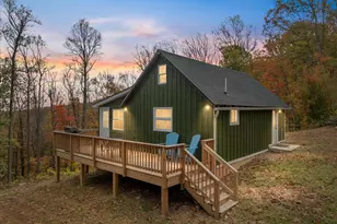 875 Hunter Ln, Edinburg, VA 22824 - Photo 2