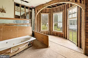 208 Piccadilly St, Edinburg, VA 22824 - Photo 36