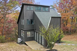 290 Hickory Ln, Mount Jackson, VA 22842 - Photo 2