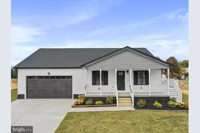 602 W Spring Street, Woodstock, VA 22664 - Photo 1