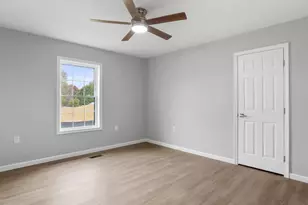 602 W Spring St, Woodstock, VA 22664 - Photo 6