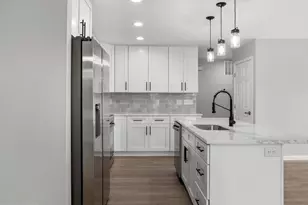 602 W Spring St, Woodstock, VA 22664 - Photo 16