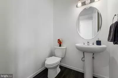 409 Warrenfeltz, Strasburg, VA 22657 - Photo 6