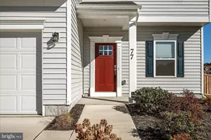 77 Signal Knob Cottage Dr, Strasburg, VA 22657 - Photo 2