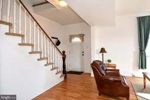 484 E Queen St, Strasburg, VA 22657 - Photo 2