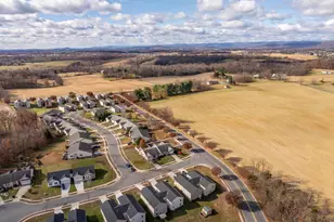 558 Great Oak Ct, Woodstock, VA 22664 - Photo 40