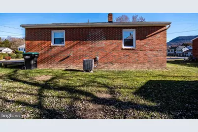 219 Virginia Street, Strasburg, VA 22657 - Photo 24