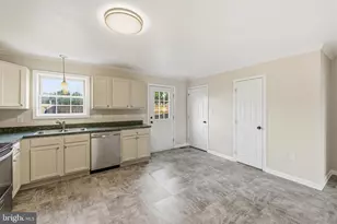 102 Kadies Ln, Edinburg, VA 22824 - Photo 8