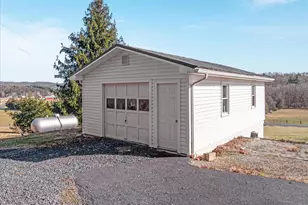 5691 Alum Springs Rd, Edinburg, VA 22824 - Photo 46