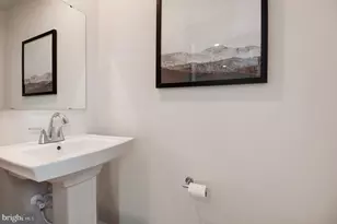 110 Sophie St, Strasburg, VA 22657 - Photo 16