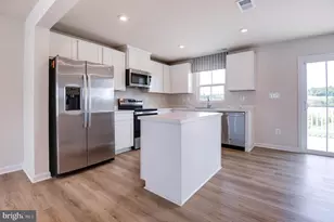 110 Sophie St, Strasburg, VA 22657 - Photo 6