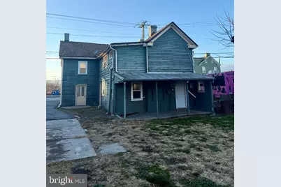 131 S Massanuten Street, Strasburg, VA 22657 - Photo 2