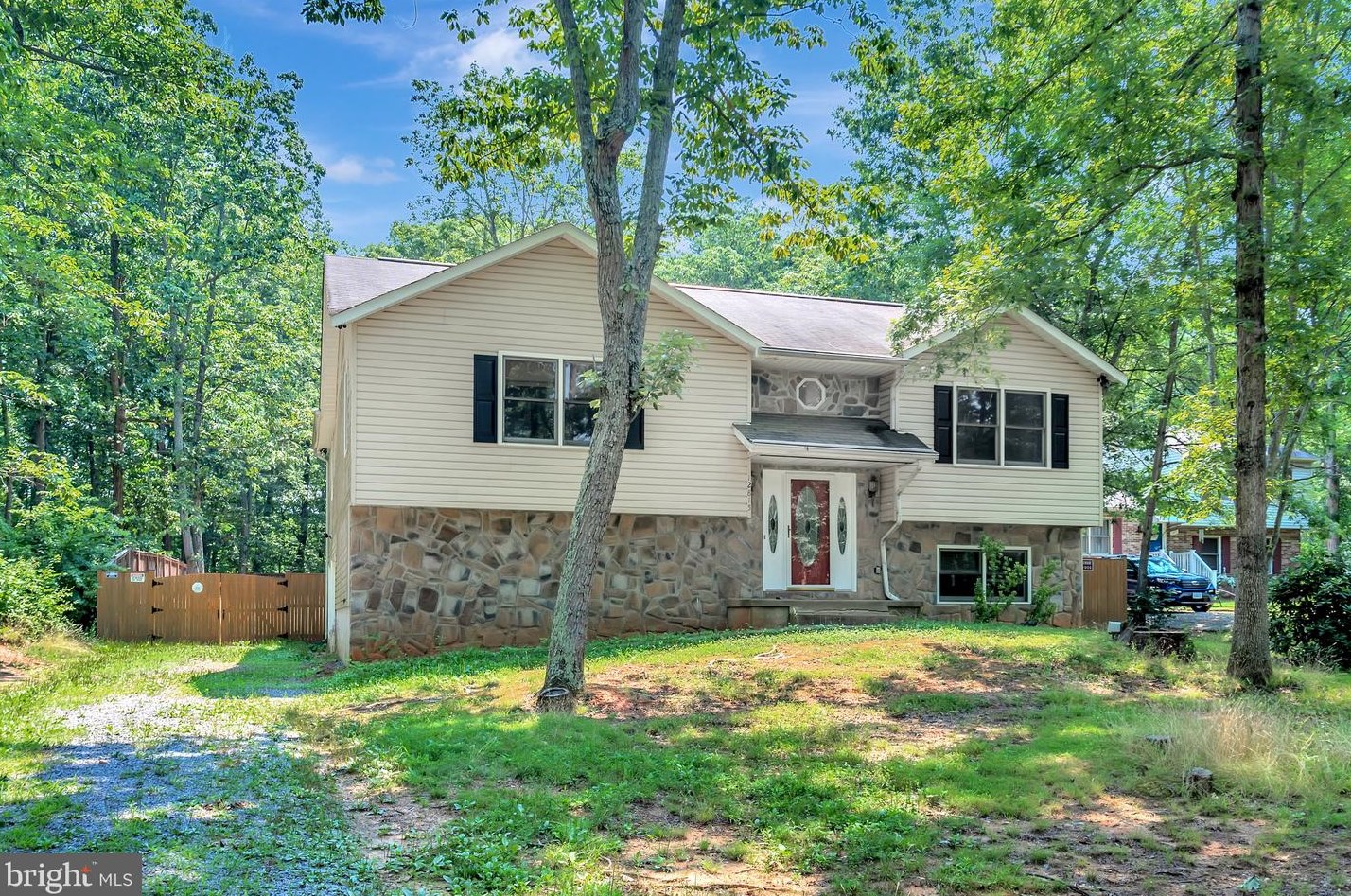 12815 Plantation Dr, Spotsylvania, VA 22551