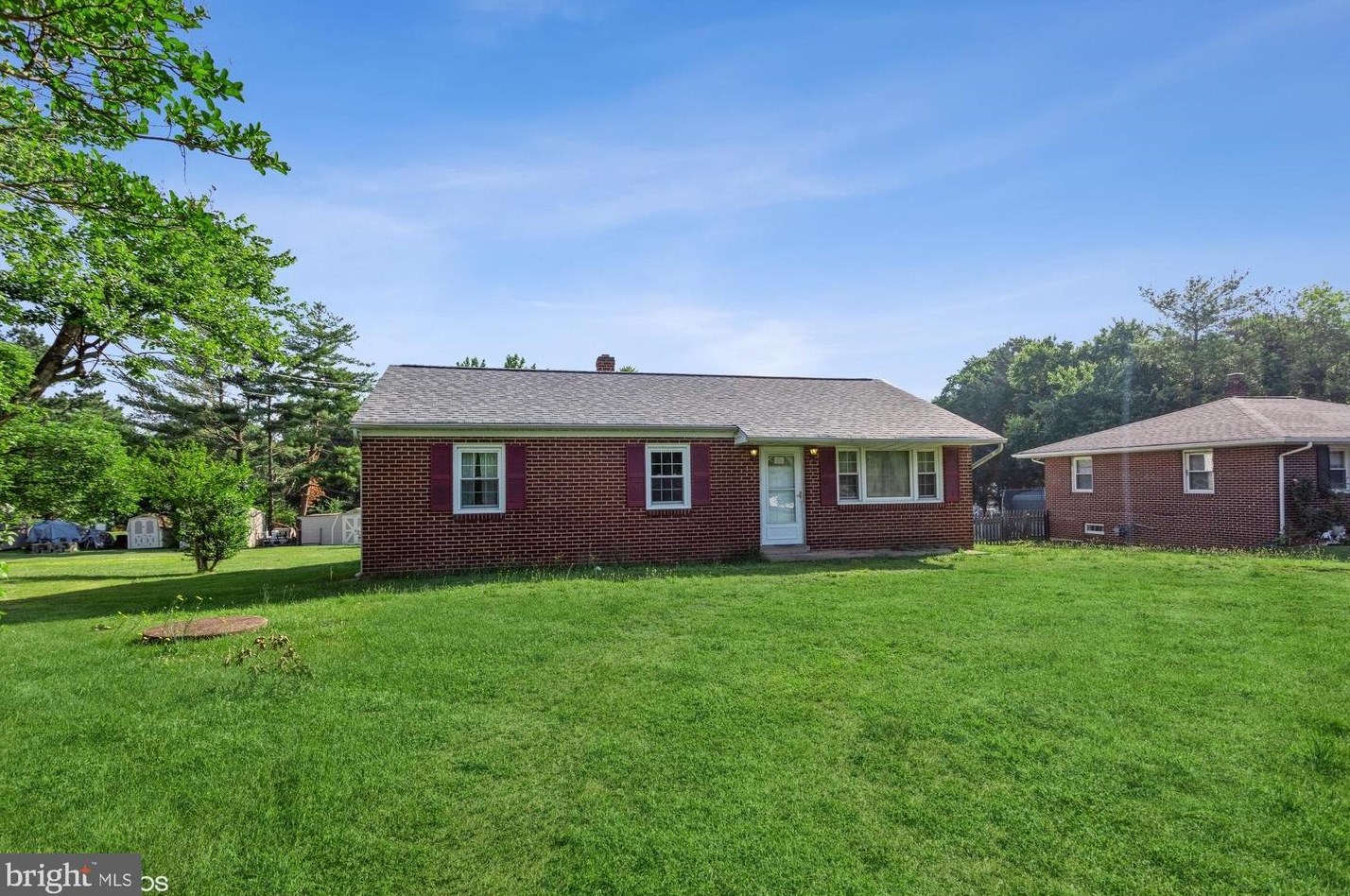 6609 Harrison Rd, Fredericksburg, VA 22407