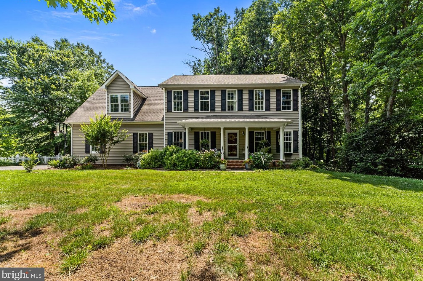 7908 S Woods Dr, Fredericksburg, VA 22408