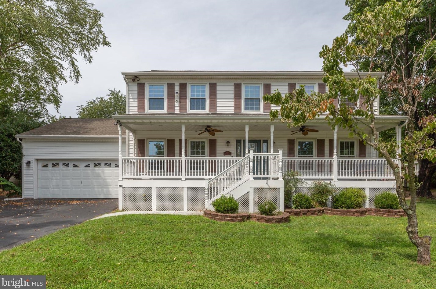 5107 Signal Corps Dr, Fredericksburg, VA 22408