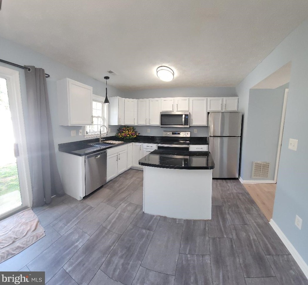10612 Guilderland Ct, Fredericksburg, VA 22408