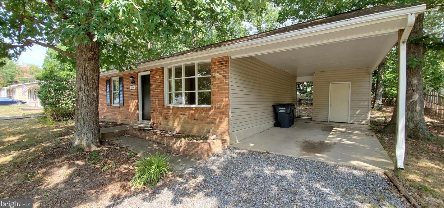 6006 Massaponax Dr, Fredericksburg, VA 22407