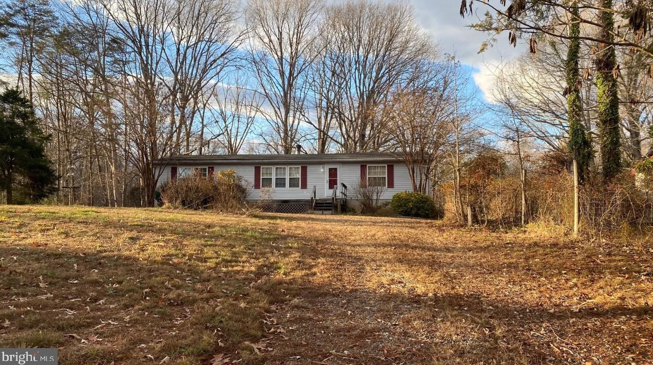 10420 Woodward Dr, Spotsylvania, VA 22553