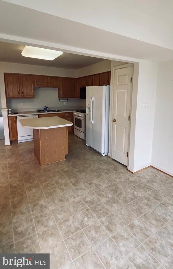 7108 Finch Ln, Fredericksburg, VA 22407