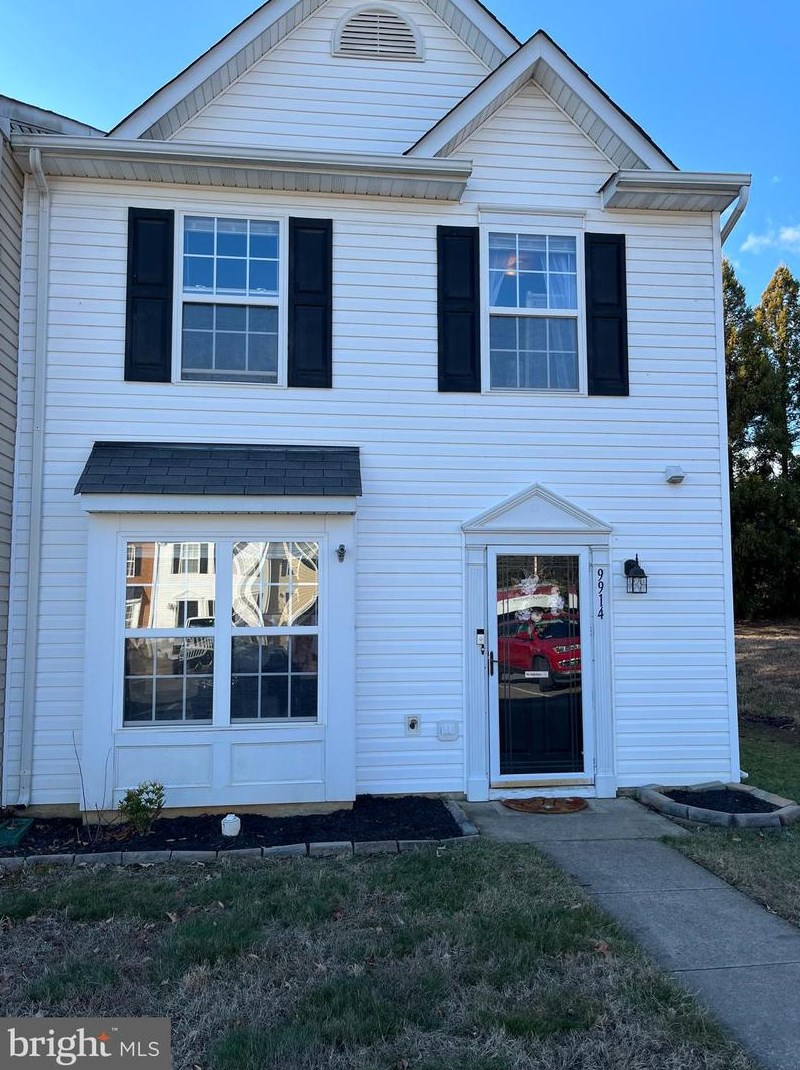 9914 Warwick Pl, Fredericksburg, VA 22408