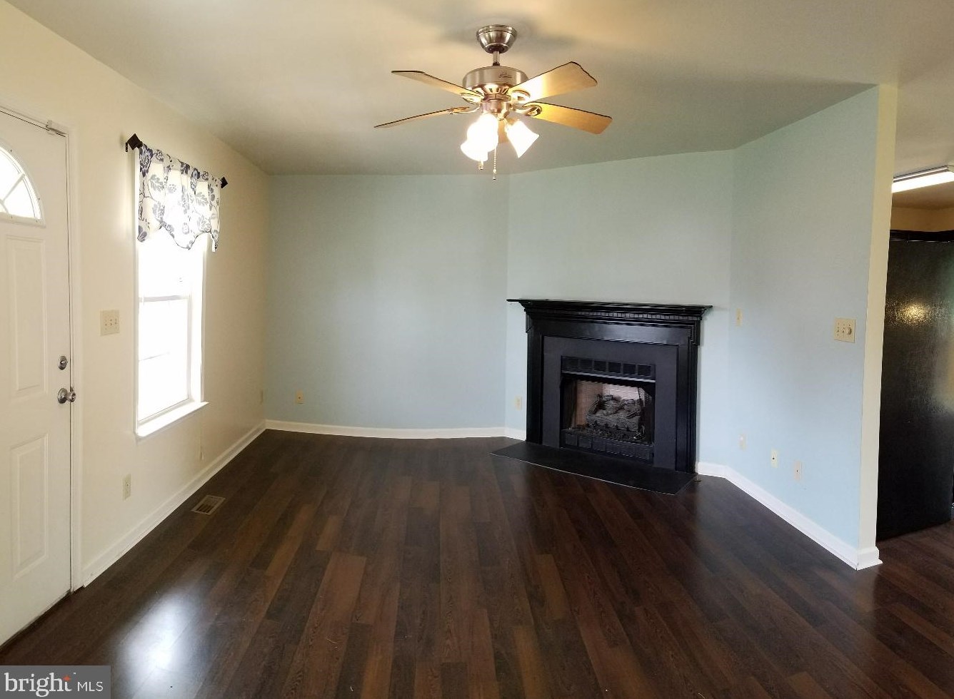 8706 New Castle Ct, Fredericksburg, VA 22408