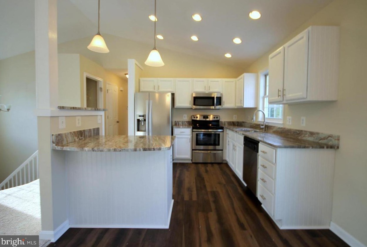 8605 Oldham Rd, Fredericksburg, VA 22408