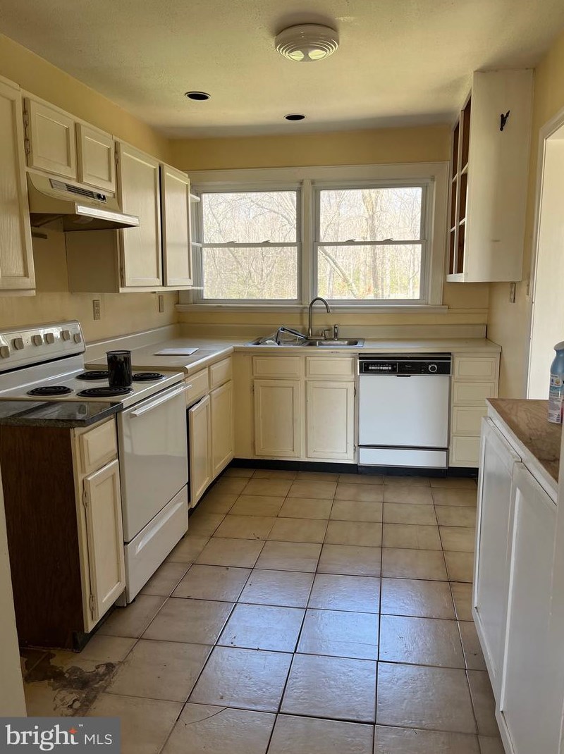 7725 Old Robert E Lee, Spotsylvania, VA 22551