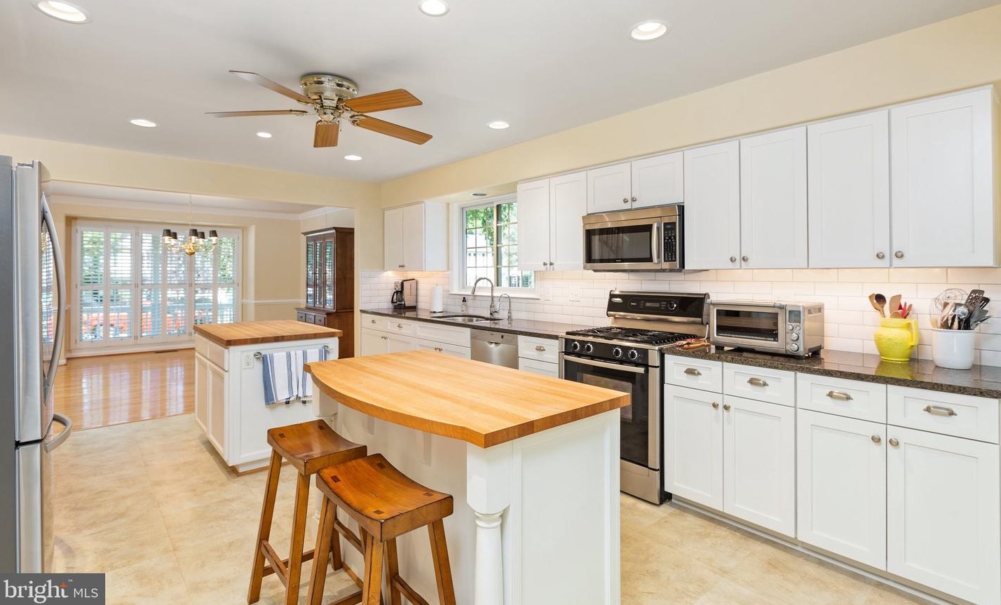 9921 Avalon Way, Fredericksburg, VA 22408