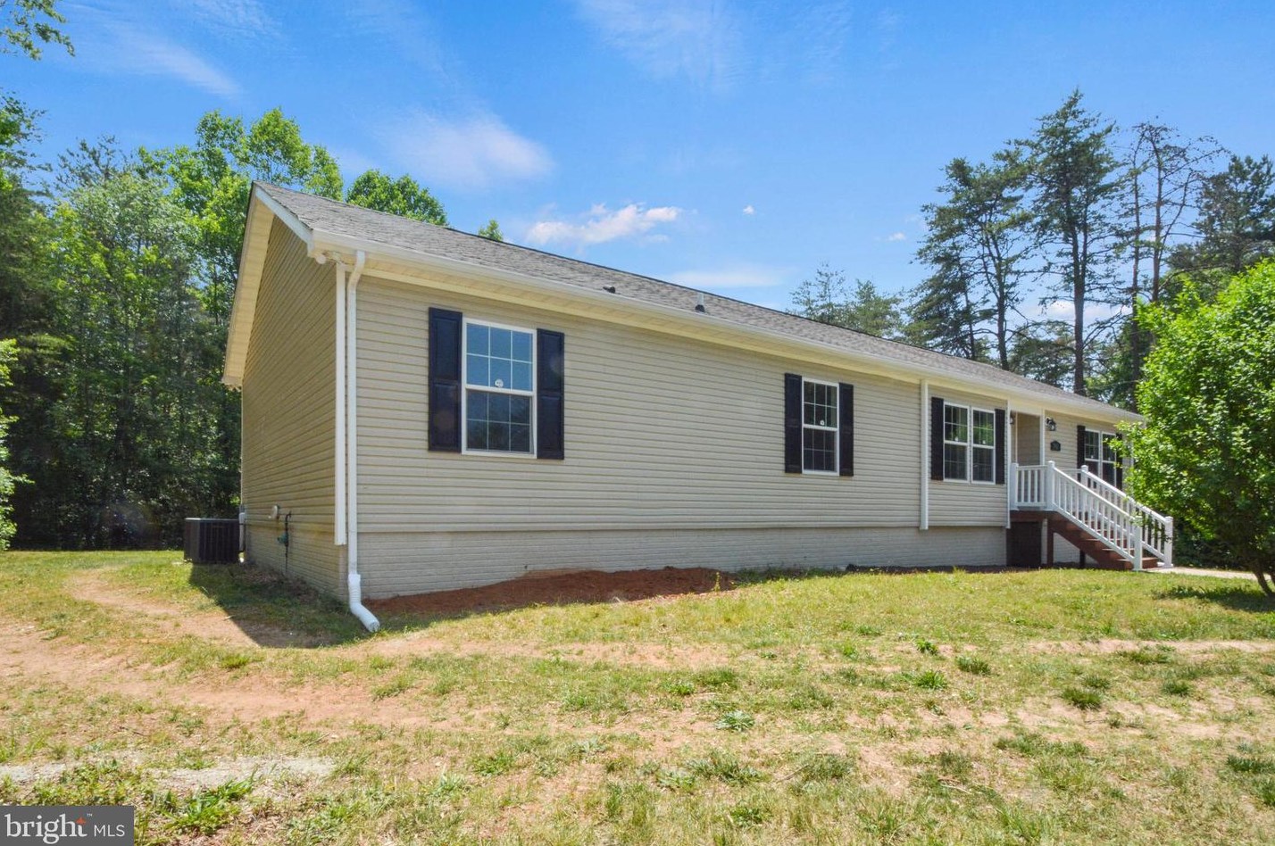 7801 Lake Anna Pkwy, Spotsylvania, VA 22551