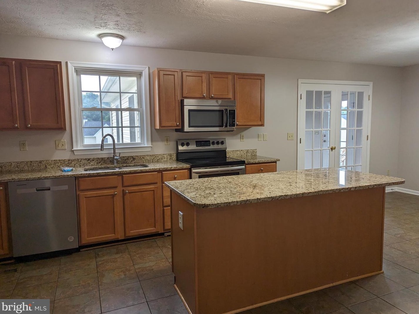 6116 Sunny Meadows Dr, Fredericksburg, VA 22407