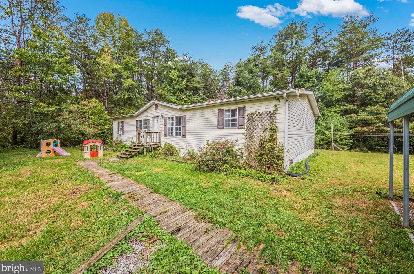 5828 Massey Rd, Spotsylvania, VA 22551