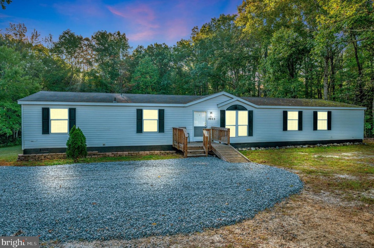 9863 Red Hill Rd, Spotsylvania, VA 22553