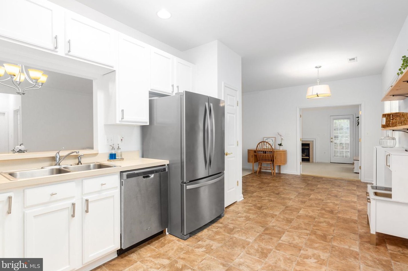 6906 Winthrop Ct, Fredericksburg, VA 22407
