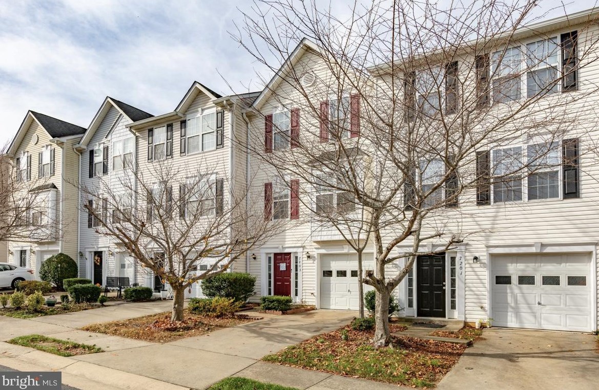 7203 Finch Ln, Fredericksburg, VA 22407