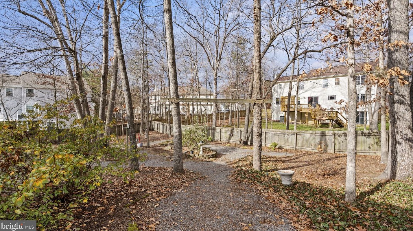 5904 Cambridge Dr, Fredericksburg VA  22407-1270 exterior