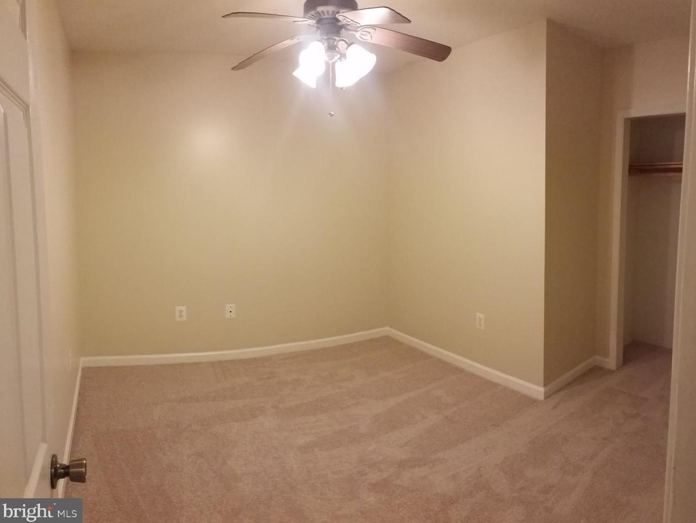 8214 Howard Trl, Fredericksburg, VA 22407
