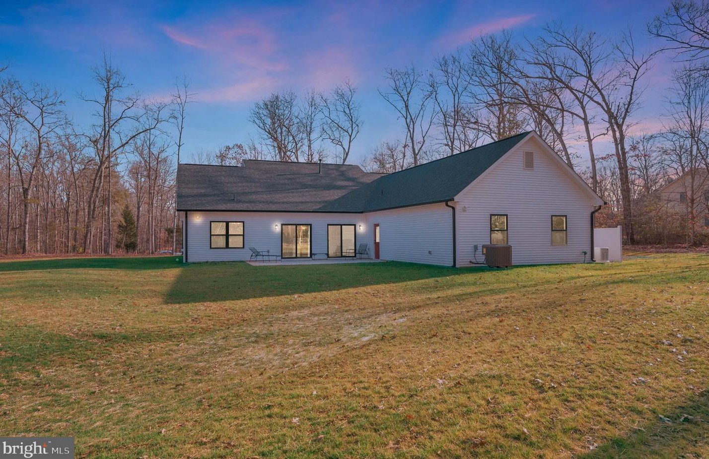 1006 Nine Mile Run Dr, Fredericksburg, VA 22407-2127