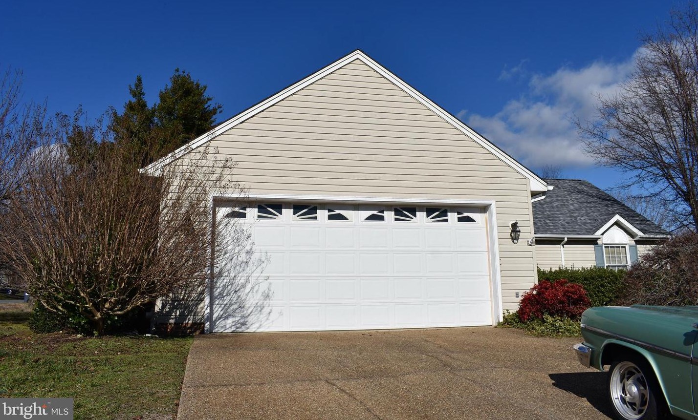 6007 Reagan Dr, Fredericksburg VA  22407-6754 exterior