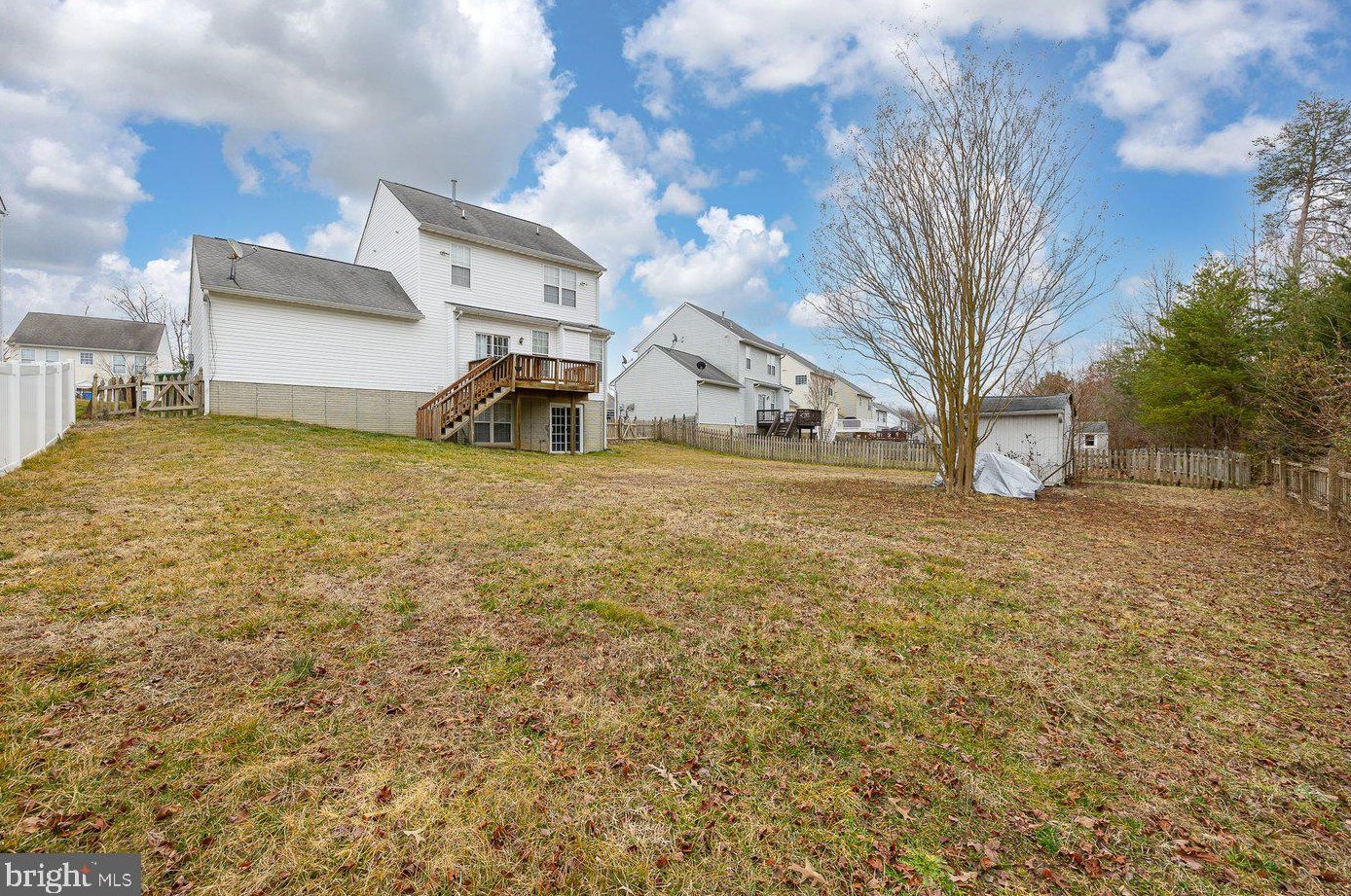 11210 Englewood Ct, Fredericksburg VA  22407-2538 exterior