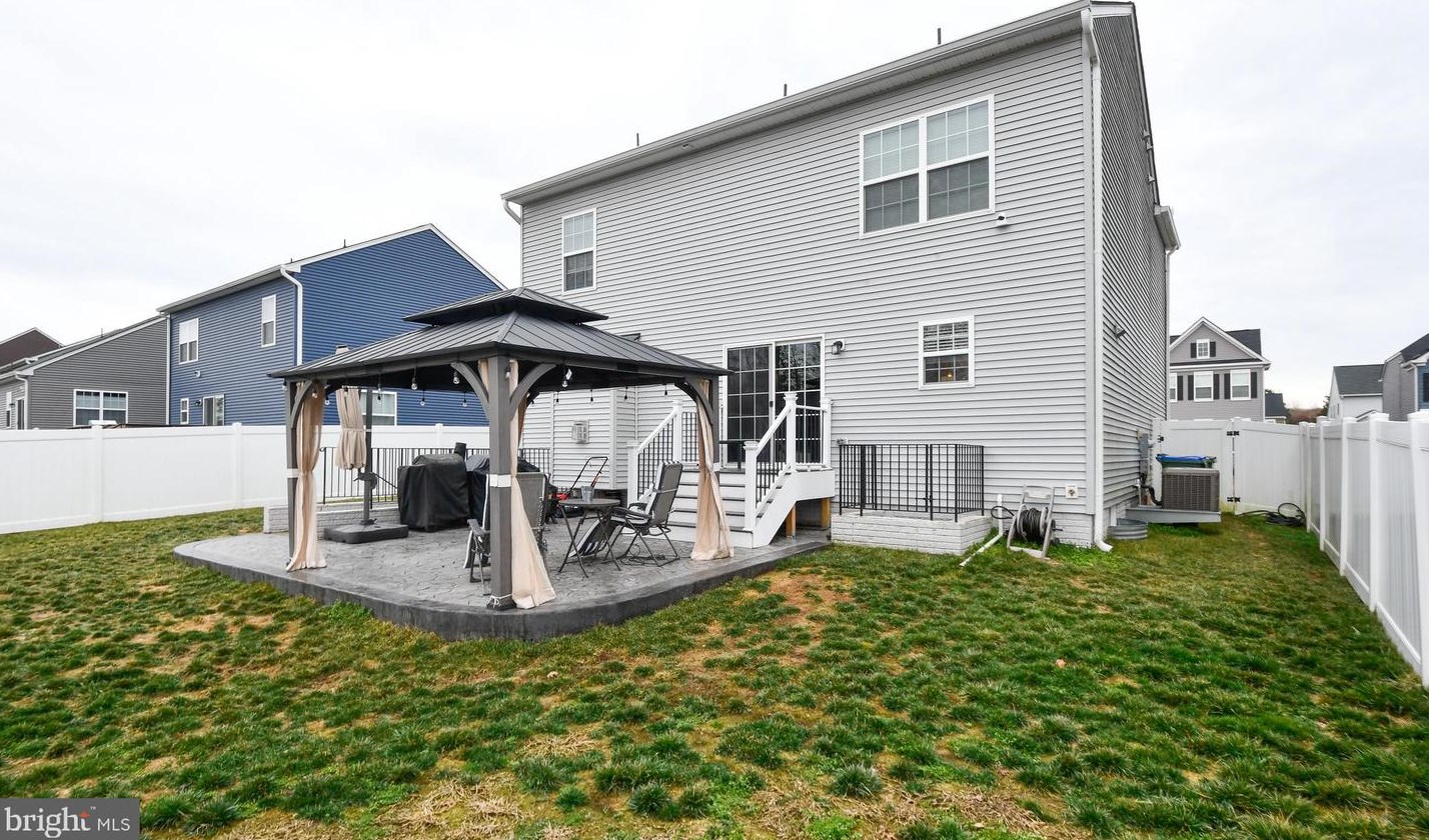 9527 Hillcrest Dr, Fredericksburg VA  22407 exterior