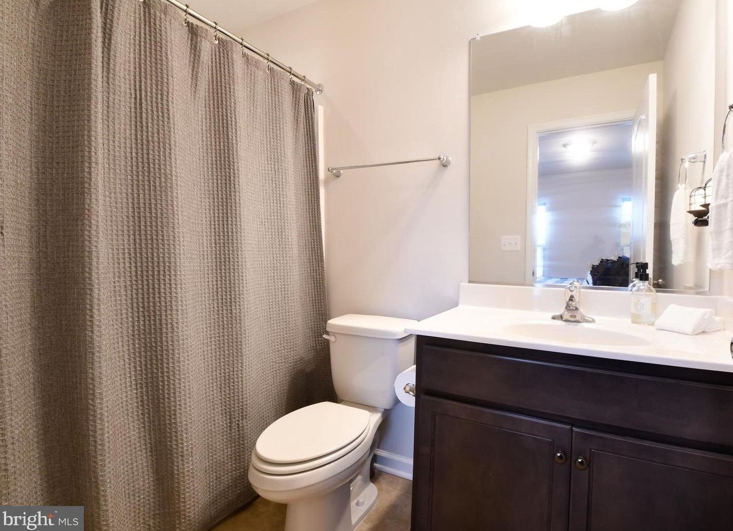 9527 Hillcrest Dr, Fredericksburg VA  22407 exterior