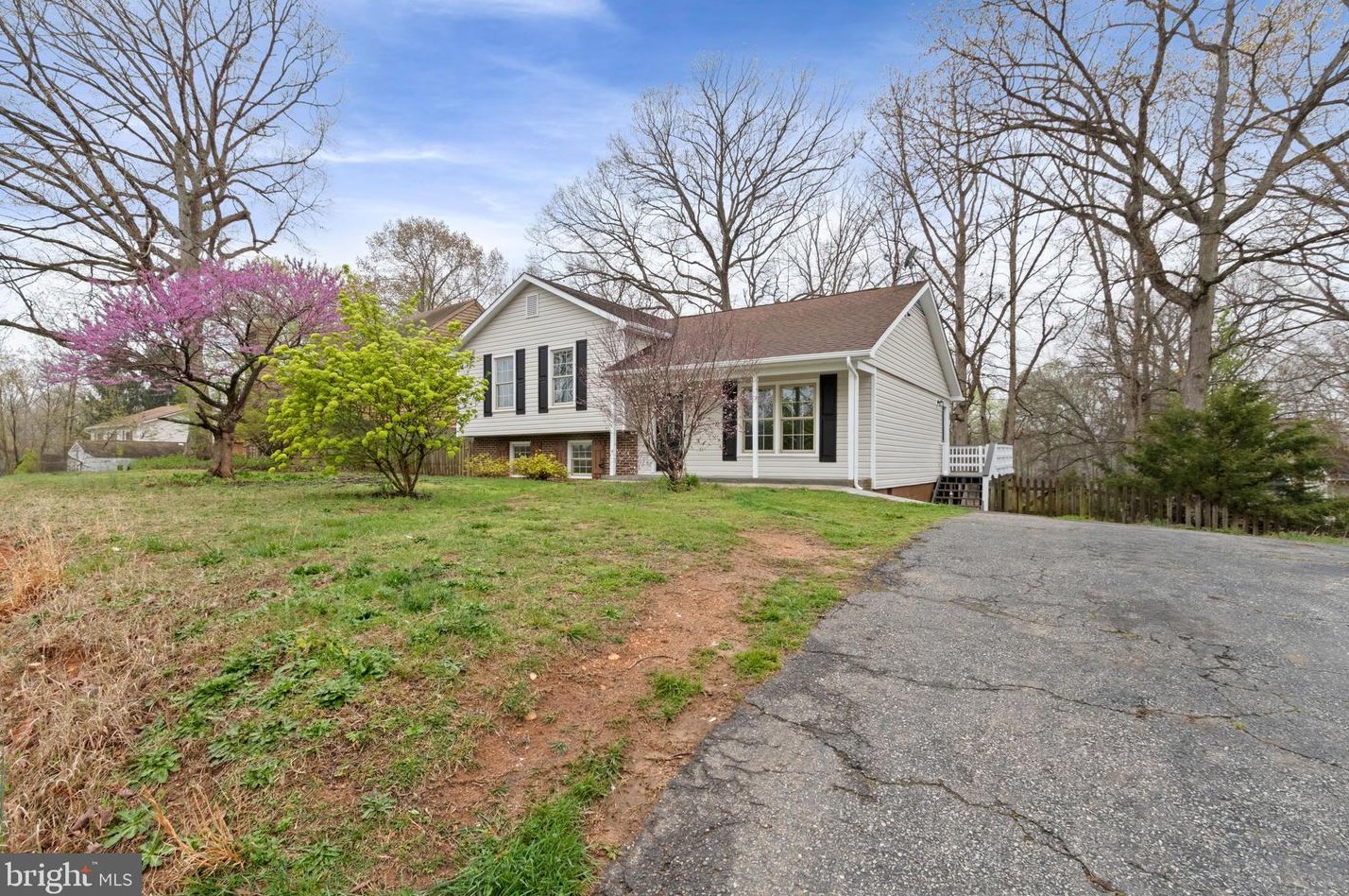 11826 Taft Dr, Fredericksburg, VA 22407-6436