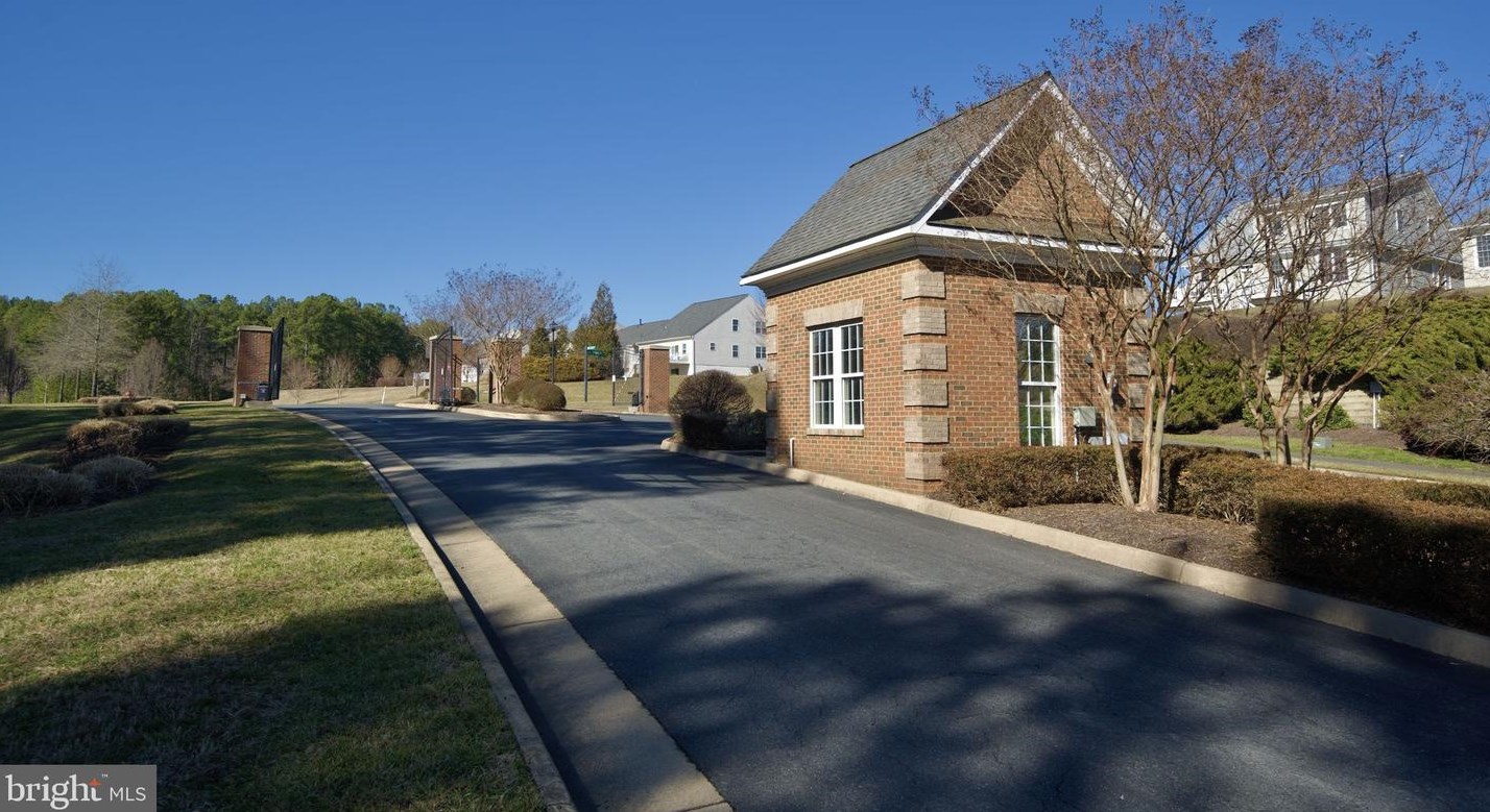 9803 Millford Station Ct, Fredericksburg VA  22407-9246 exterior
