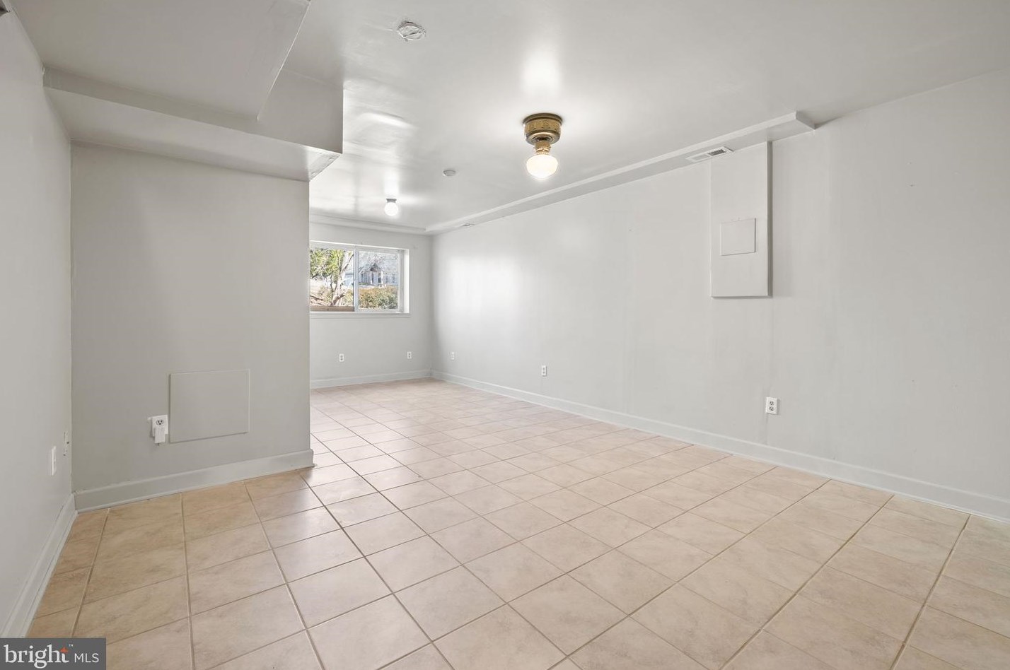 11210 Ascot Cir, Fredericksburg VA  22407-5060 exterior