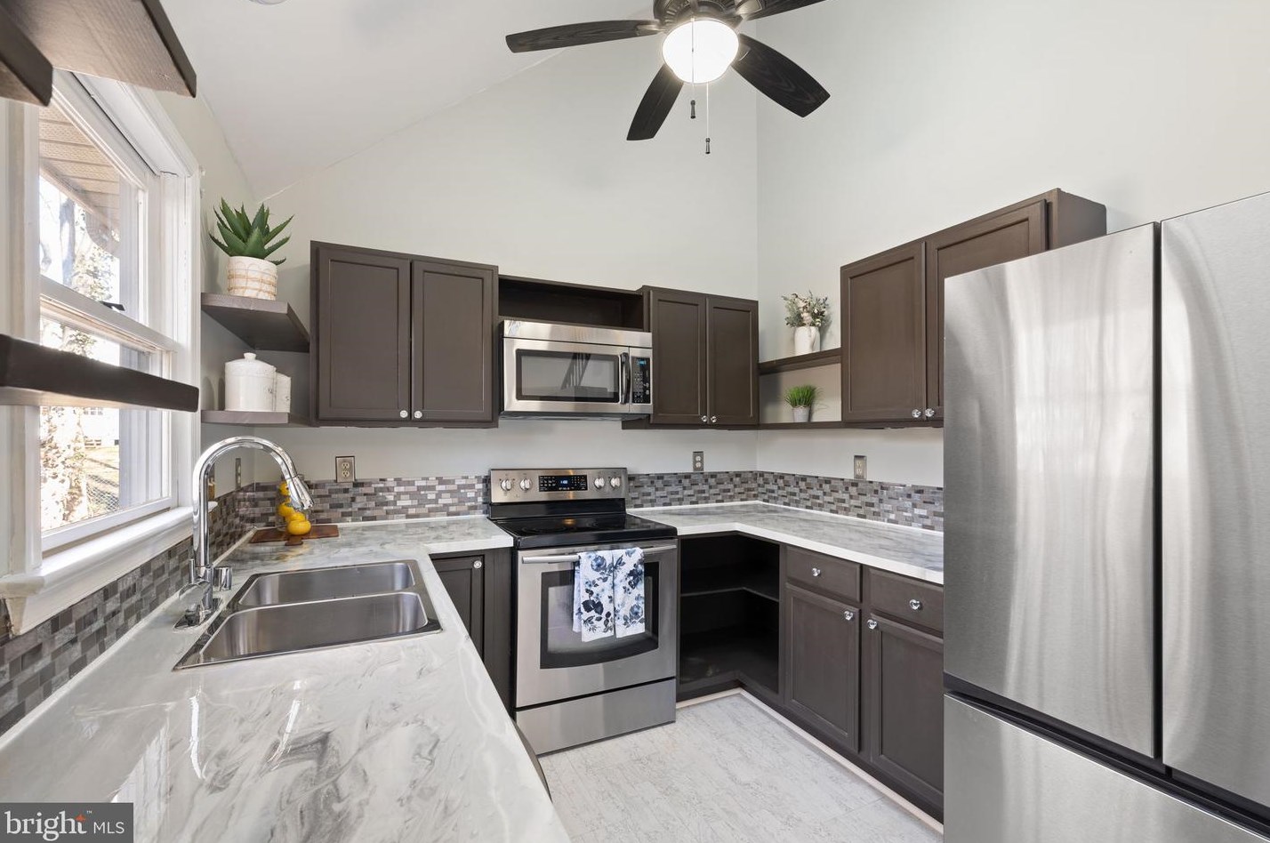 11210 Ascot Cir, Fredericksburg VA  22407-5060 exterior